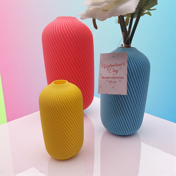 3D Printed Swirl Vase – Made In Cobham